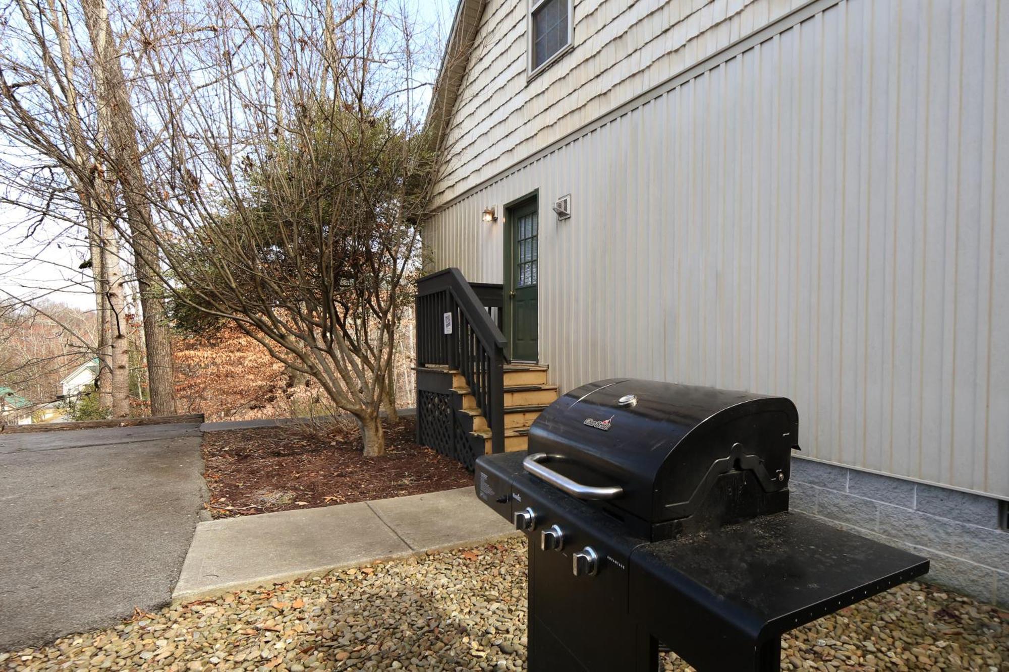 Cedar Falls By Eden Crest Villa Pigeon Forge Exterior photo